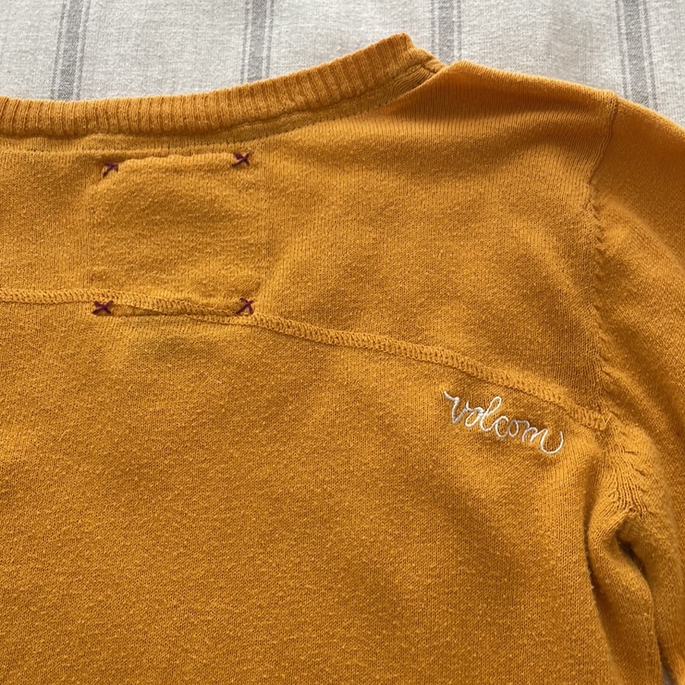 Volcom sweater - Picture 5 of 5